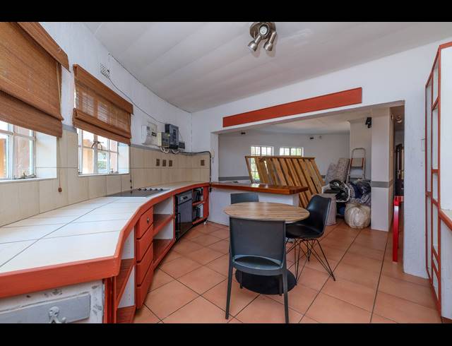 3 BEDROOM HOUSE TO LET IN CHARTWELL